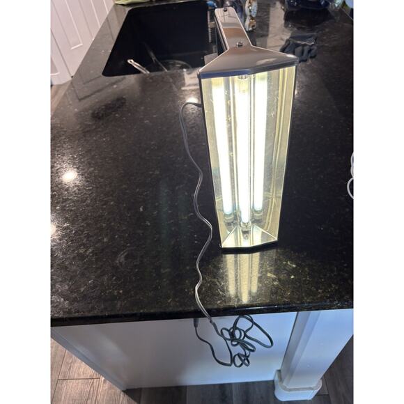 Burgess Safari Lite, Vintage , Power Cord‎ Included Batteries Are Not - Picture 1 of 6